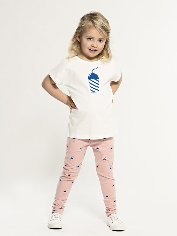 SS19 spring collection from One We Like made of 100% organic cotton. Leggings with adjustable waist for better fit. Style in right size or go one up for a loose and comfy fit. Milkshake print all over