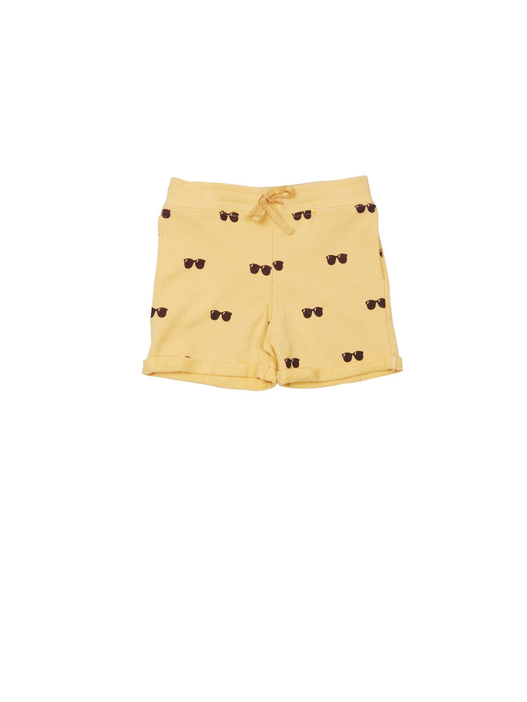 SS19 spring collection from One We Like made of 100% organic cotton. Sweatshirt Striped Shorts with ribbed waist and adjustable string at the waist. Small fold by the legs.