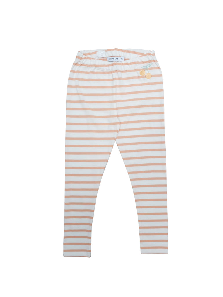 Soft and comfortable leggings in organic cotton jersey. Adjustable at waist for a better fit and perfect for sizing up for longer wear. Coral pink and white stripes with the cutest little cherry at front. Printed logo and sizing information. Made of organic jersey in Portugal. 