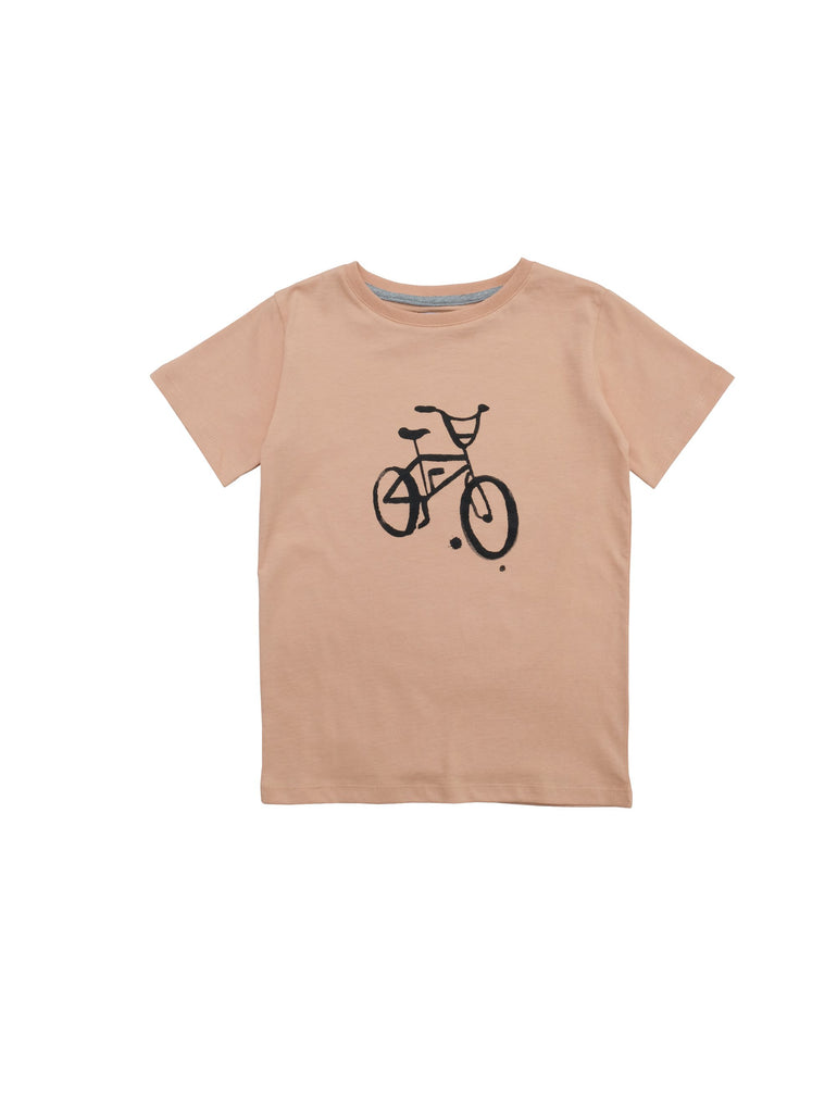 Classic t-shirt with round neck and straight fit in organic cotton with handprinted retro bike print at front. Size 1yr has snapbuttons at shoulder for easier dressing. 100% organic cotton, made in Portugal